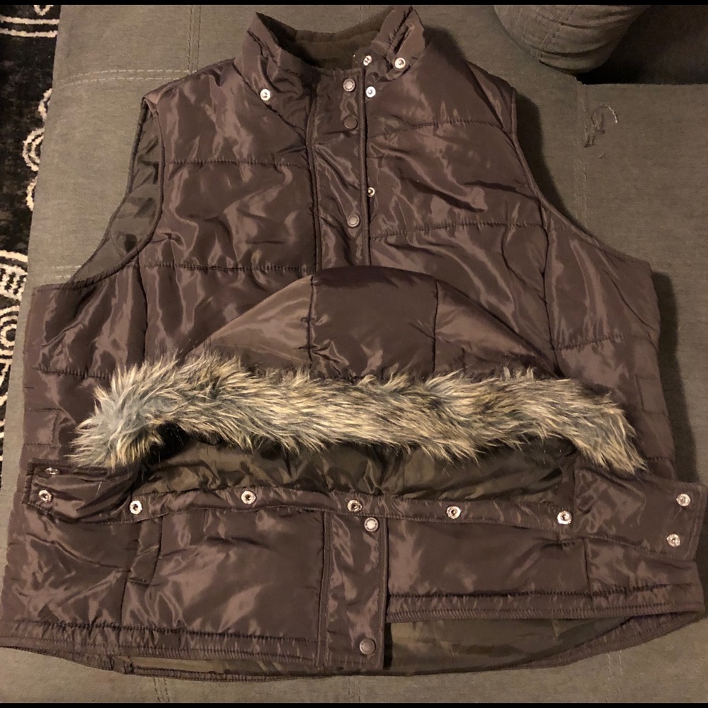 Brown Liz Claiborne vest with fur lined hood